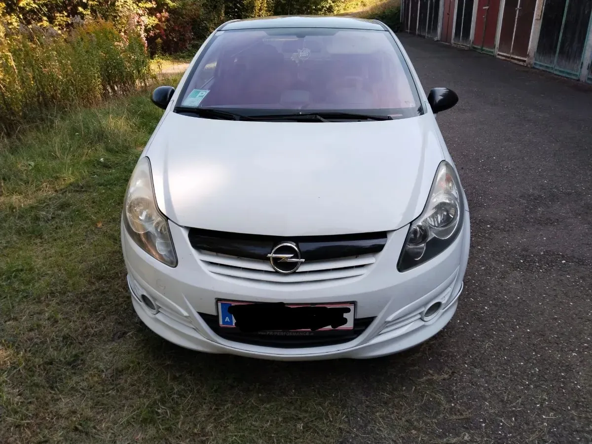 Opel Corsa 2009 photo 2
