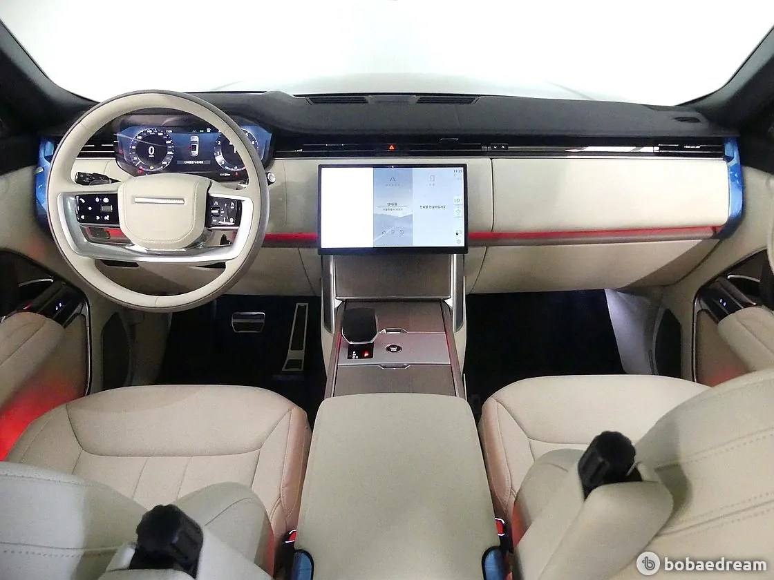 Land Rover Range Rover 2026 photo 4