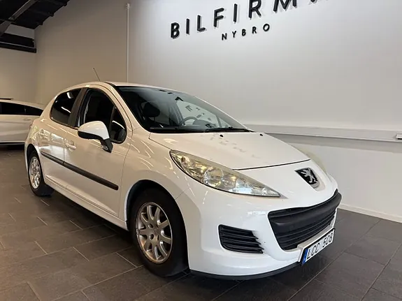 Peugeot 207 2010 photo 2