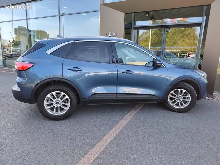 Ford Kuga 2020 photo 2