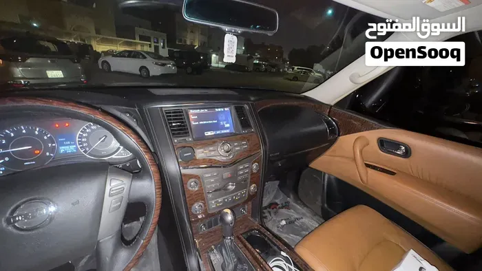 Nissan Patrol 2014 photo 2