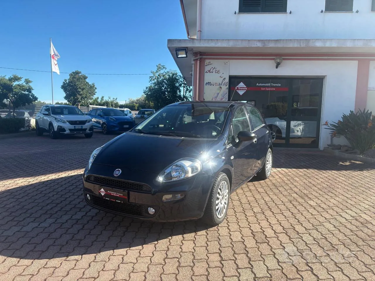 Fiat Punto 2018 photo 2