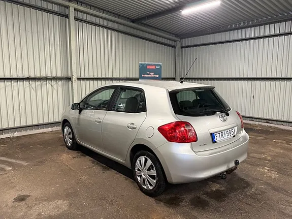 Toyota Auris 2007 photo 4