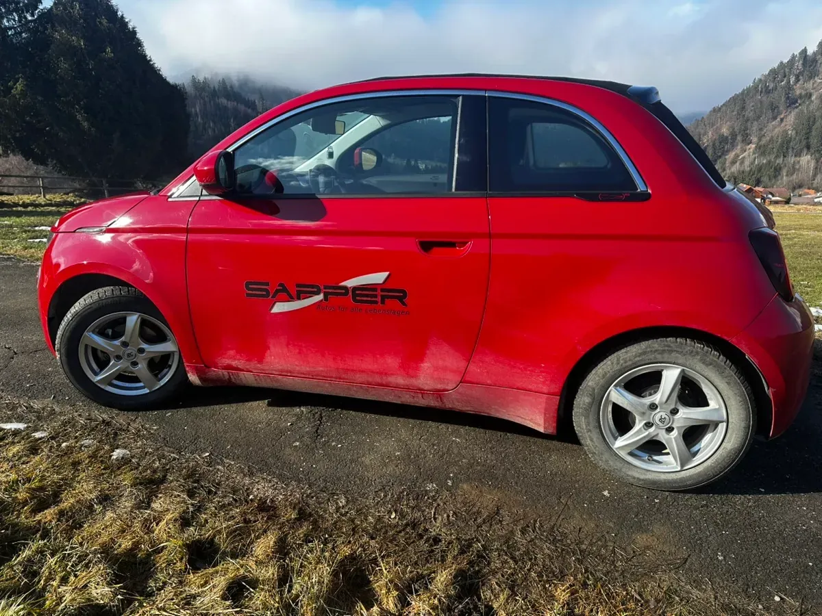 Fiat 500E 2021 photo 2