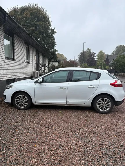 Renault Megane Iii 2013 photo 4