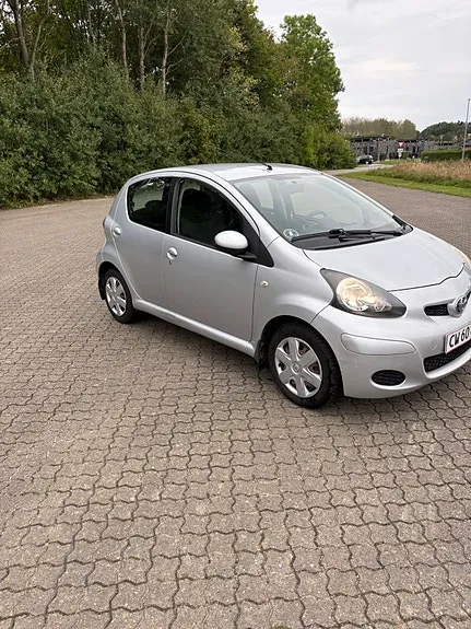 Toyota Aygo 2009 photo 3