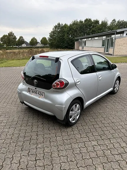 Toyota Aygo 2009 photo 4