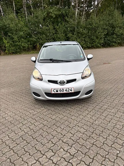 Toyota Aygo 2009 photo 2