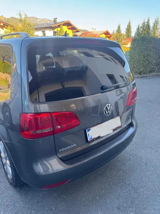 Volkswagen Touran 2014 photo 3