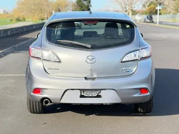 Mazda Axela 2012 photo 5