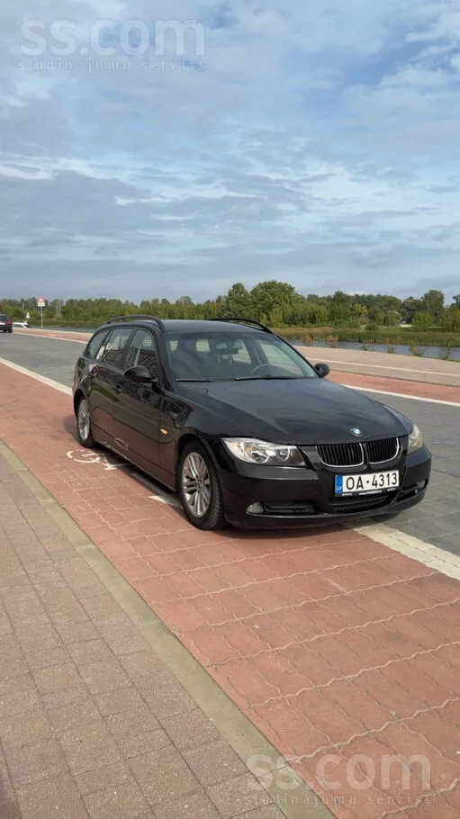 BMW 320 2005 photo 3