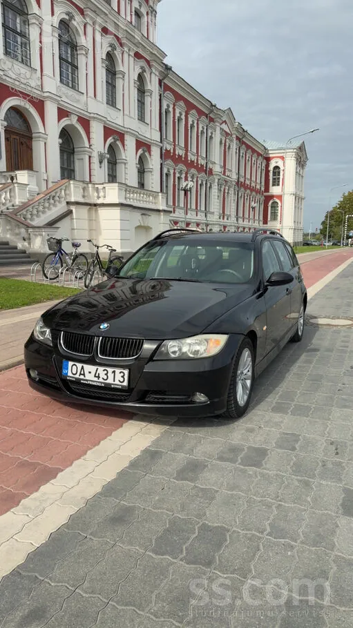 BMW 320