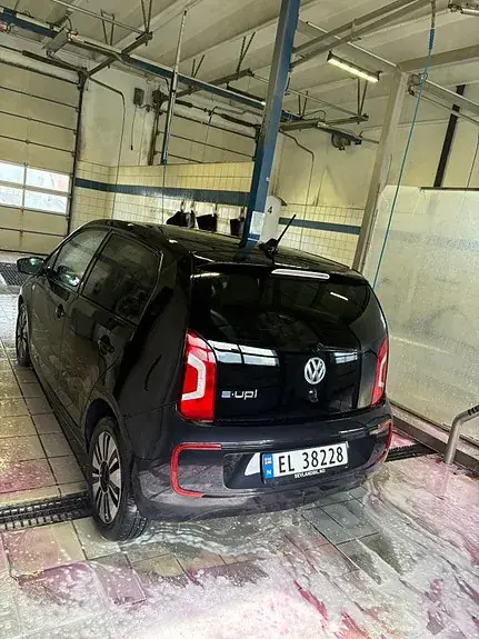 Volkswagen E-Up! 2014 photo 2