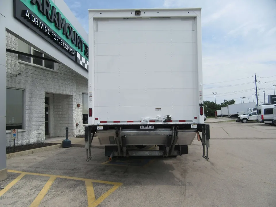 Ford F-750 2025 photo 4