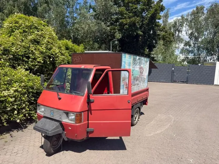 Piaggio Ape