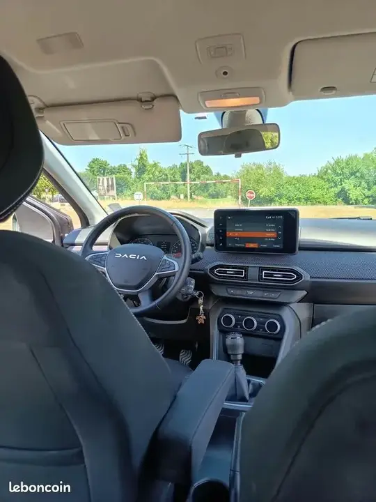 Dacia Sandero 2023 photo 3
