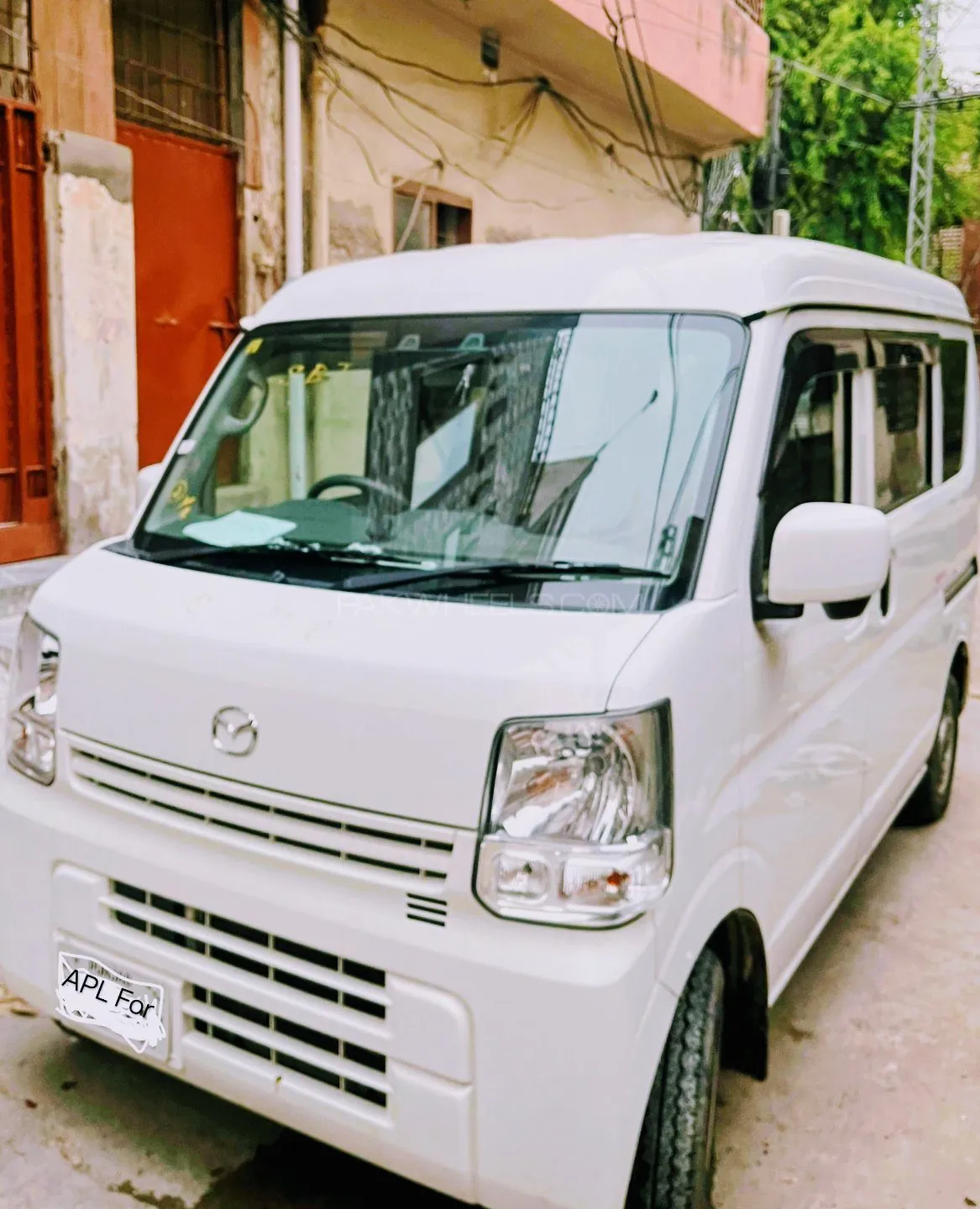 Mazda Scrum Van