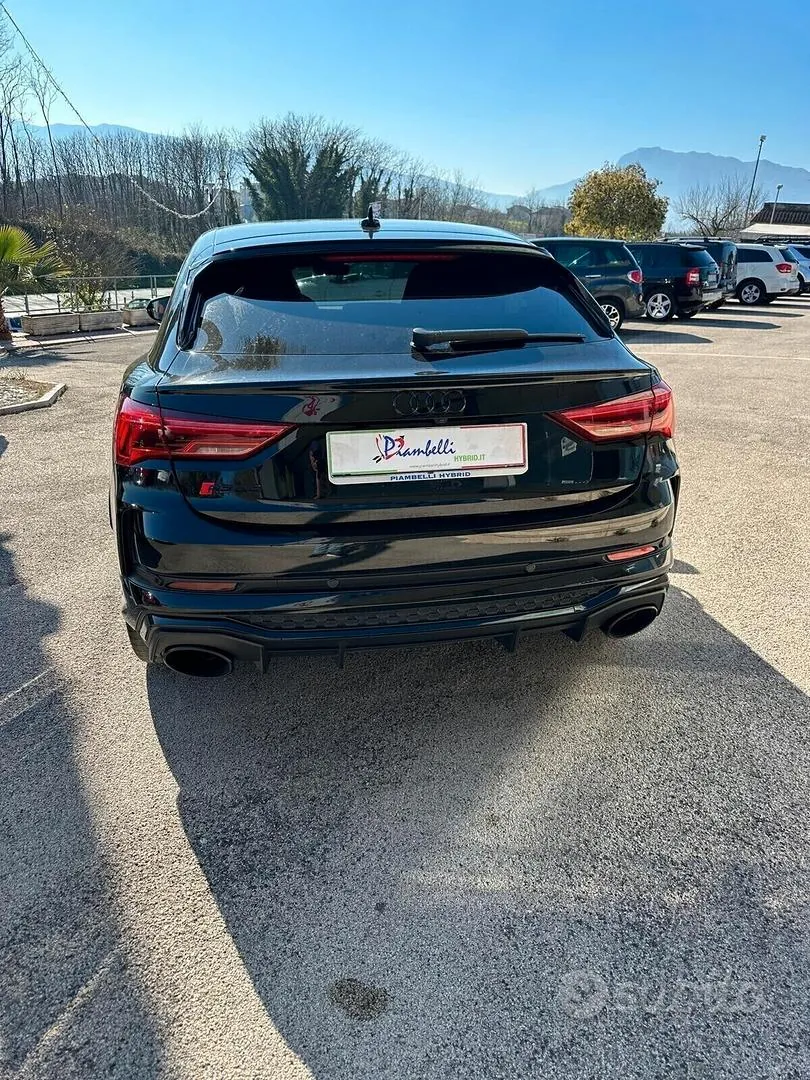 Audi Q3 2019 photo 3