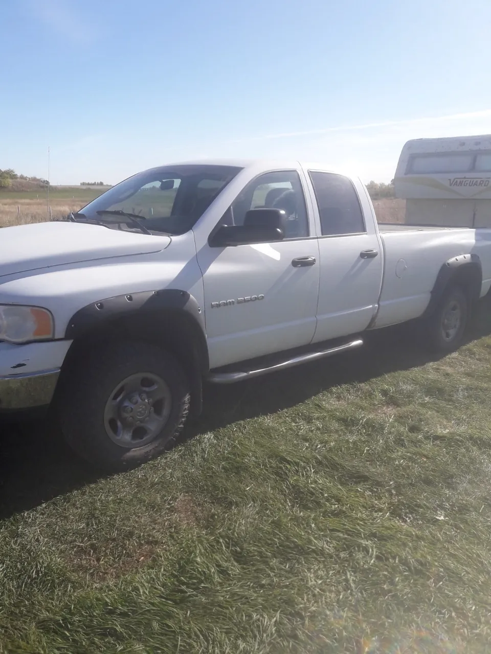 Dodge 2500 2004 photo 3