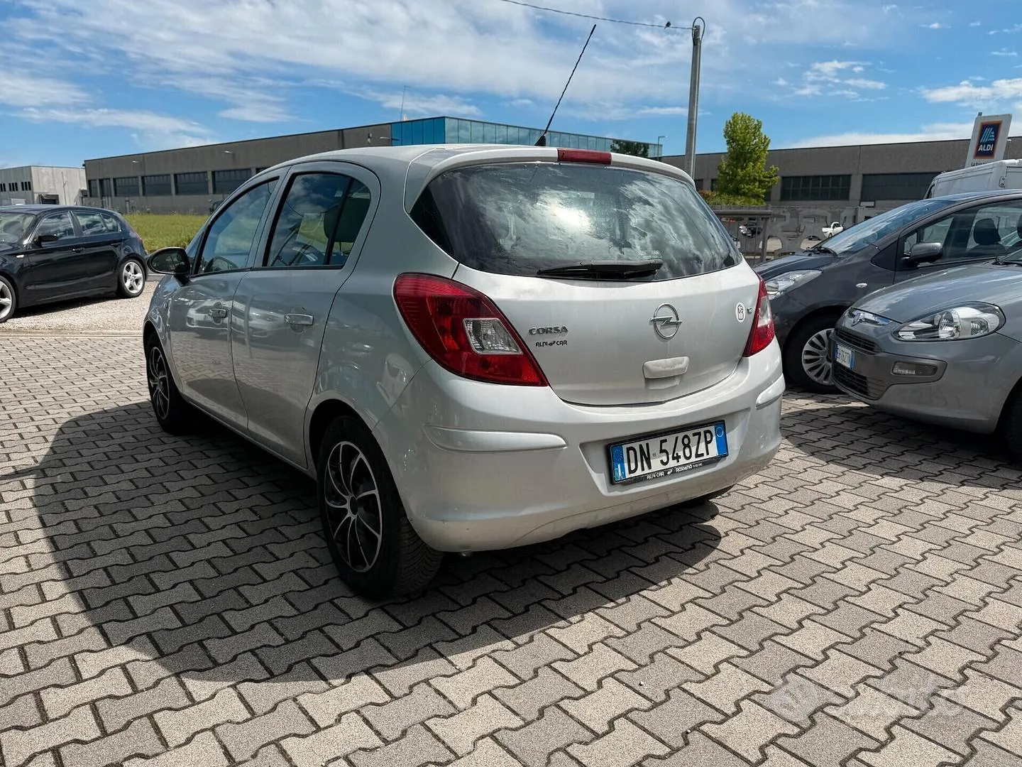 Opel Corsa 2008 photo 3