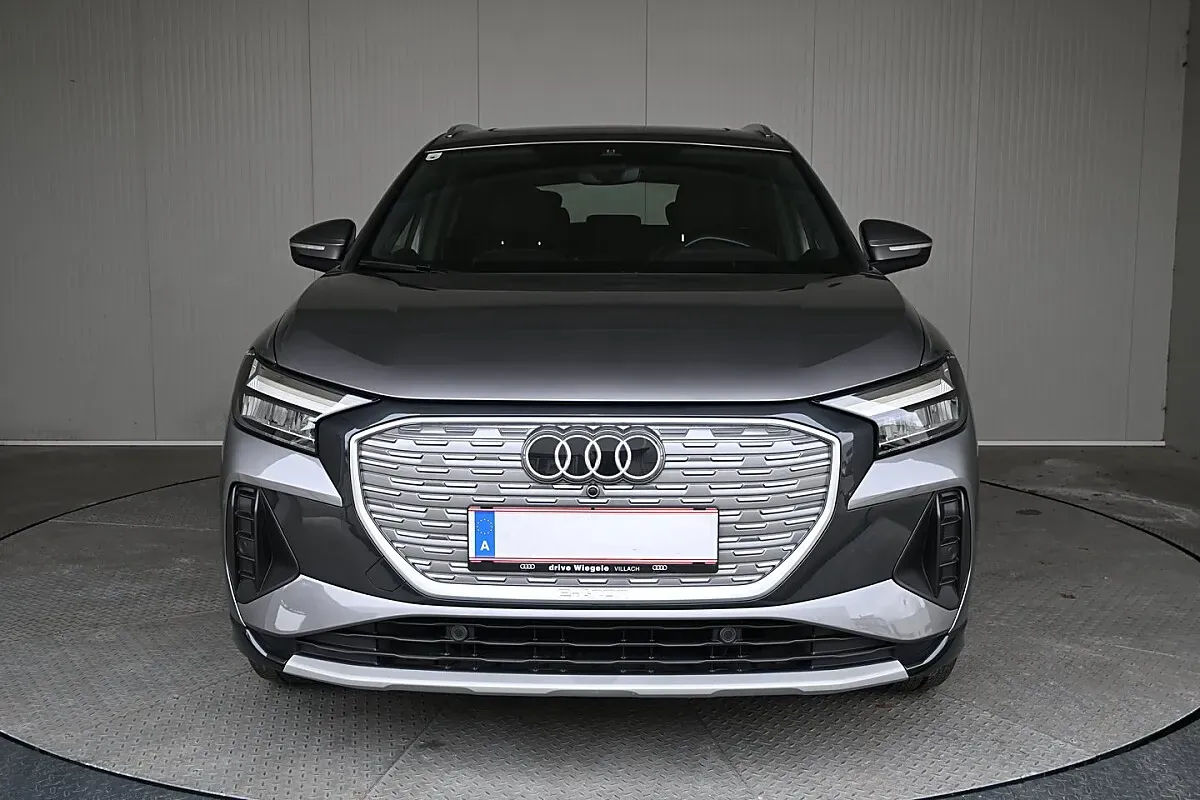 Audi Q4 35 E-Tron 2021 photo 2