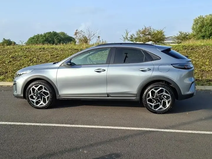 Kia Xceed 2026 photo 4