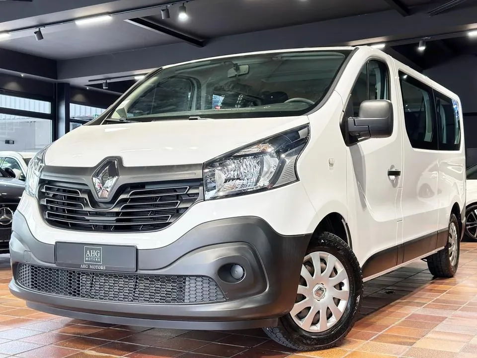 Renault Trafic Combi