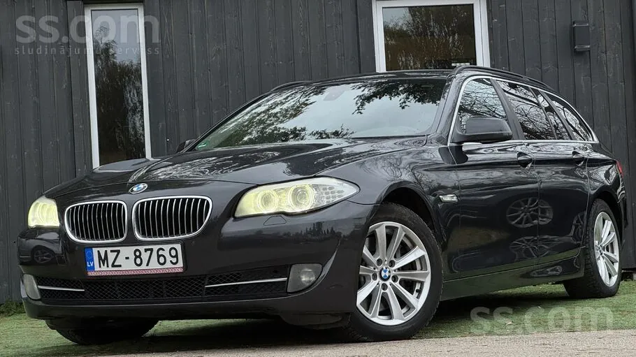 BMW 525 2011 photo 2