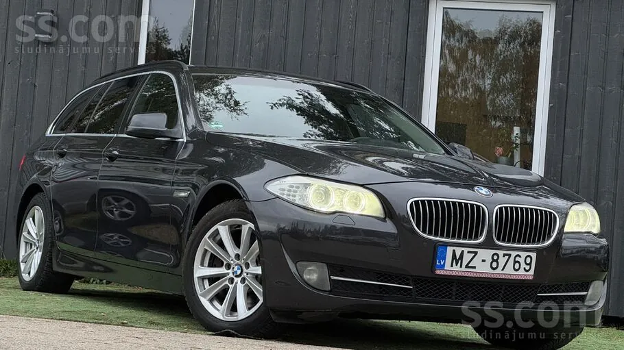 BMW 525