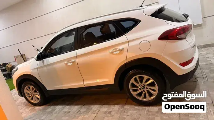 Hyundai Tucson 2017 photo 2