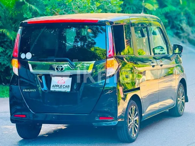 Toyota Roomy 2024 photo 3