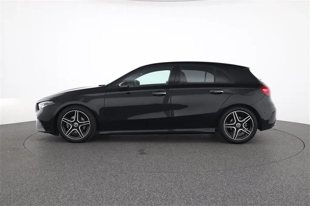 Mercedes-Benz A-Class 2026 photo 2
