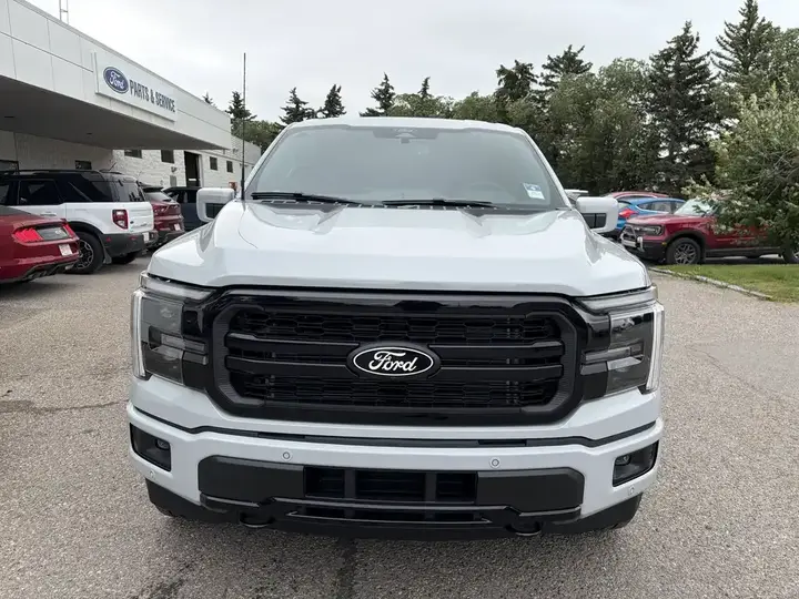 Ford F-150 2026 photo 2