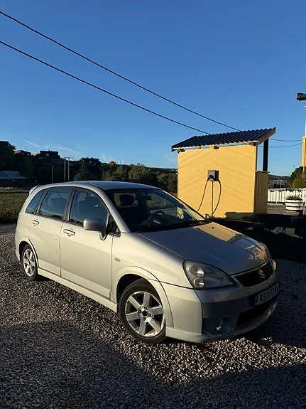 Suzuki Liana 2008 photo 2