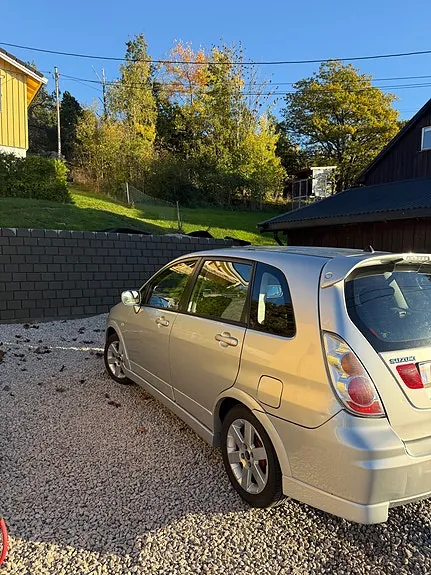 Suzuki Liana 2008 photo 4