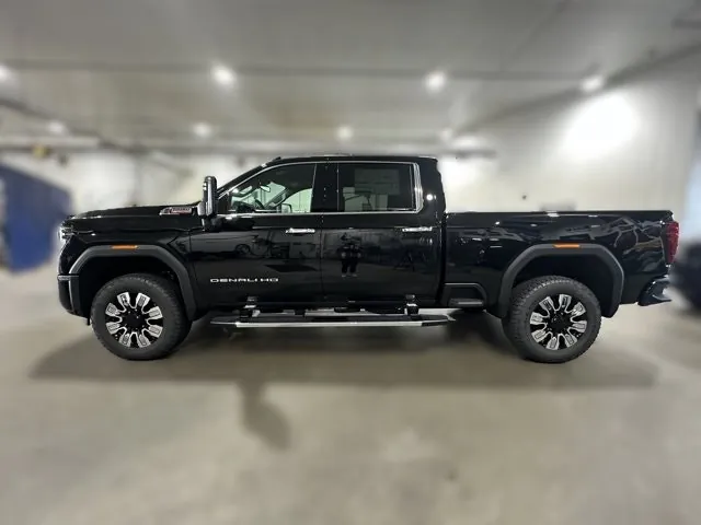 GMC Sierra 3500Hd 2026 photo 2
