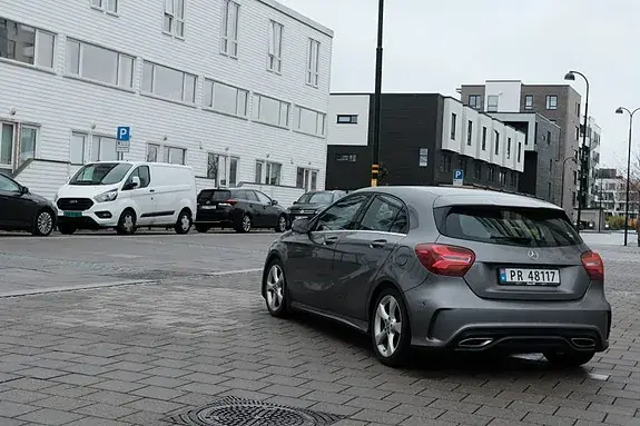 Mercedes-Benz A 180 2018 photo 4