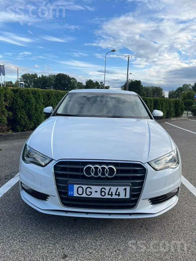 Audi A3 2015 photo 2