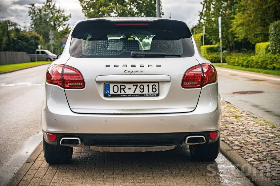 Porsche Cayenne 2011 photo 5