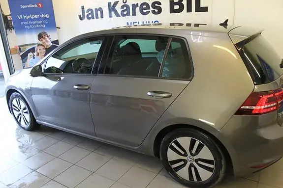 Volkswagen E-Golf 2015 photo 2