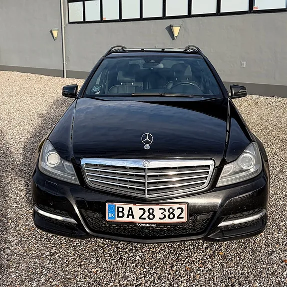 Mercedes-Benz C220 2012 photo 3