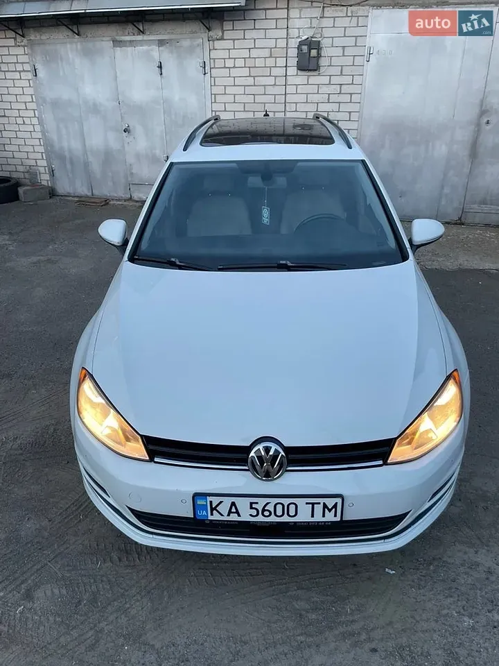 Volkswagen Golf 2015 photo 2