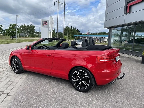 Audi A3 2011 photo 2