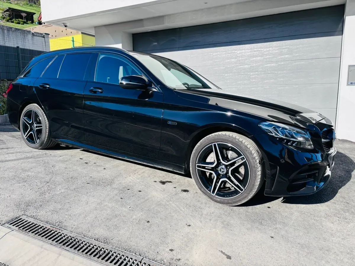 Mercedes-Benz C-Class 2020 photo 3