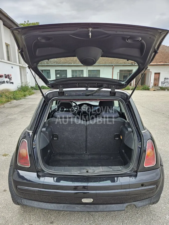 Mini One 2003 photo 5