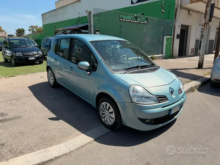 Renault Modus 2010 photo 4