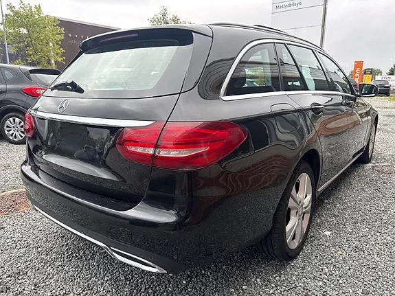 Mercedes-Benz C220 2014 photo 5