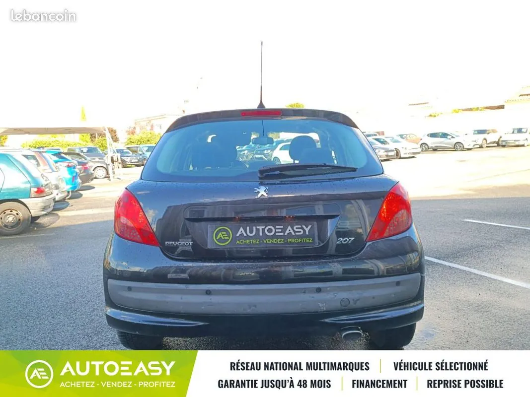 Peugeot 207 2008 photo 4