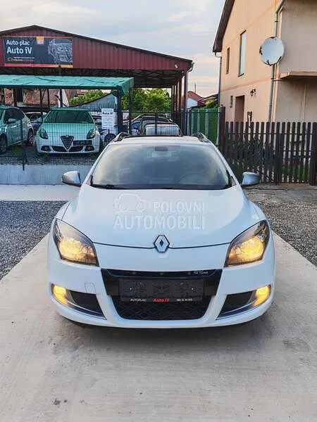 Renault Megane 2011 photo 2