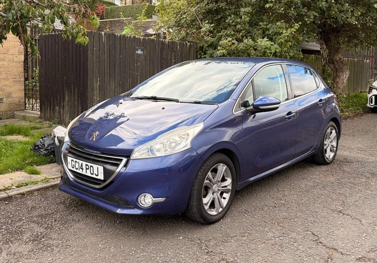 Peugeot 208